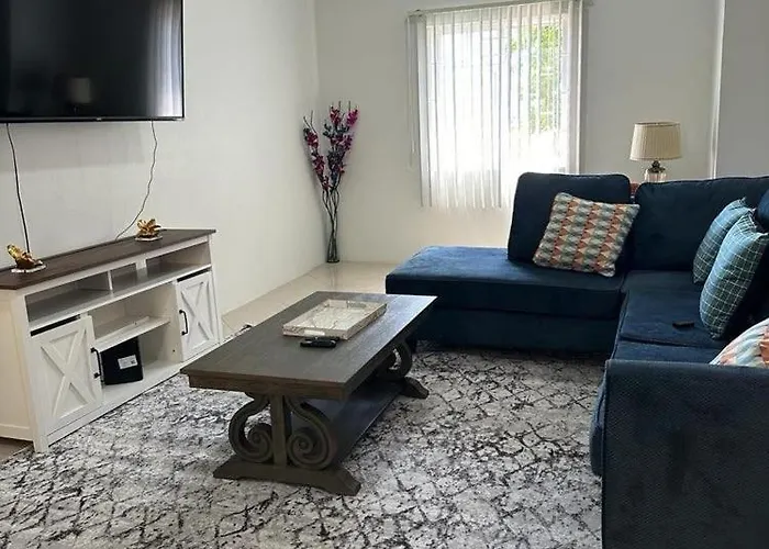 Serene Luxe 3br Family Friendly Mobay Villa Montego Bay